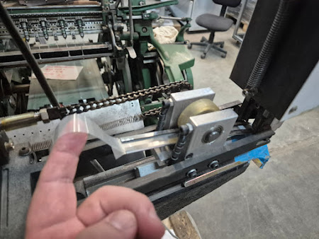 Станок для проклейки углов коробки