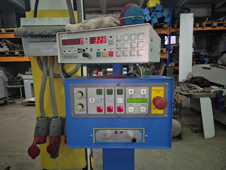 Фальцовка GUK зарядка(GUK Falzmaschinen D-78669 Typ  SAF 36 s/n 47542)