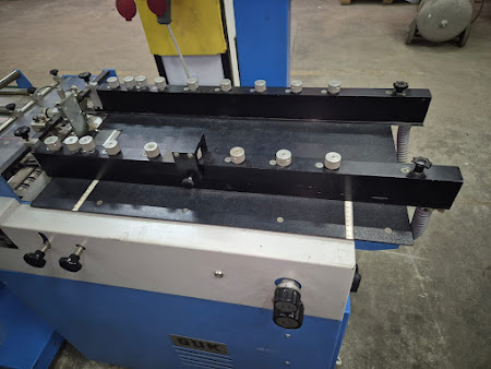 Фальцовка GUK зарядка(GUK Falzmaschinen D-78669 Typ  SAF 36 s/n 47542)